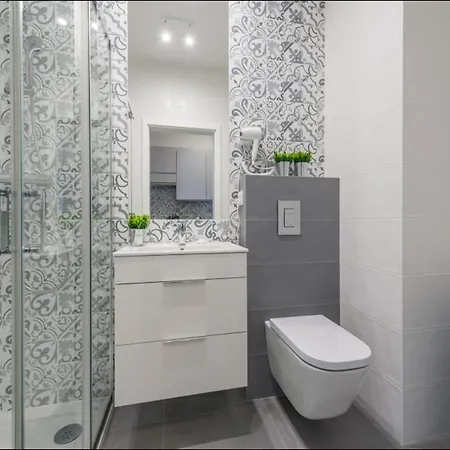 Wagonowa P&o * Varsovia